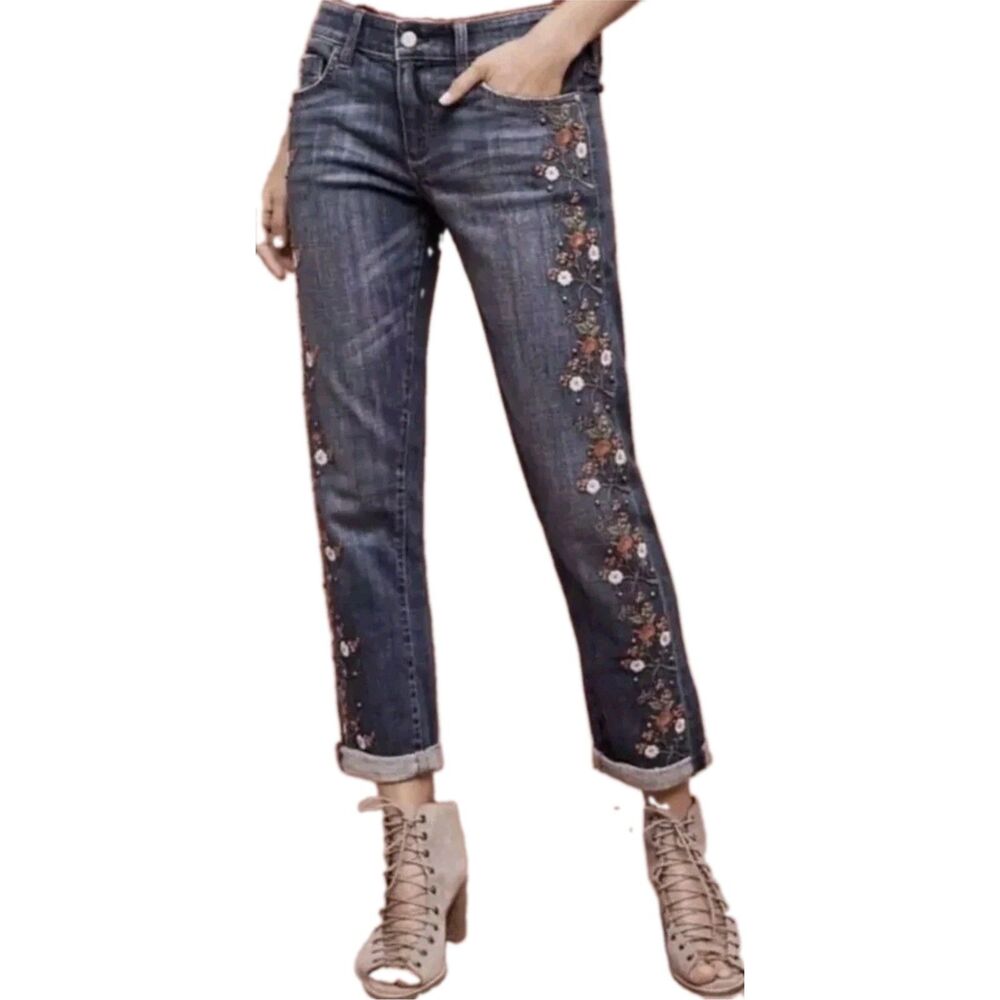 Pilcro Hyphen Floral Embroidered Mid-Rise Jeans Size 28